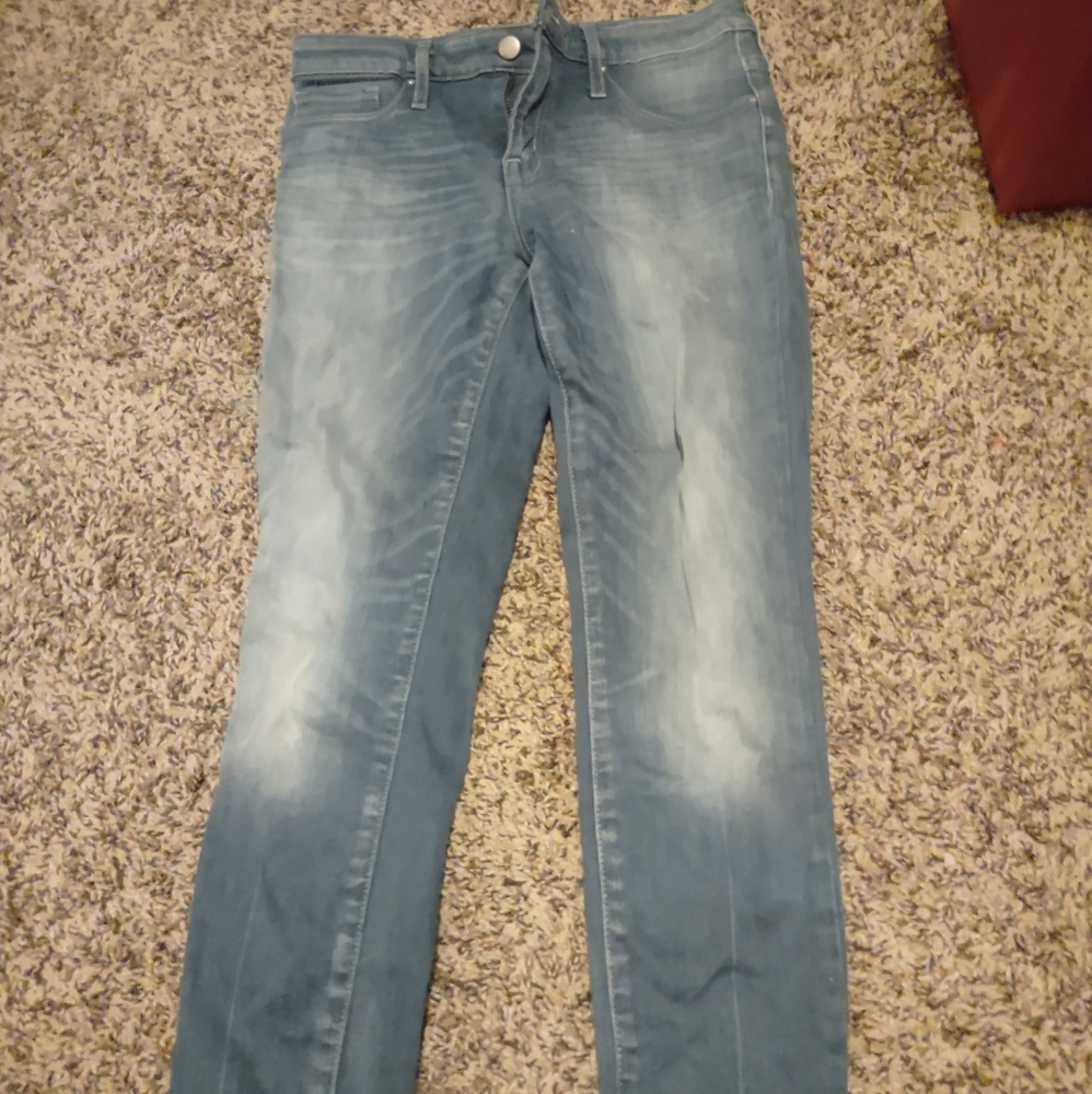 Skinny jeans
